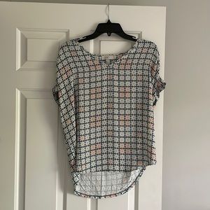 LOFT Outlet, size S, floral short-sleeve shirt